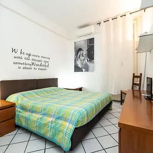 Apartamento Casemi - Mercato 16 Dx In Full City Center Italia