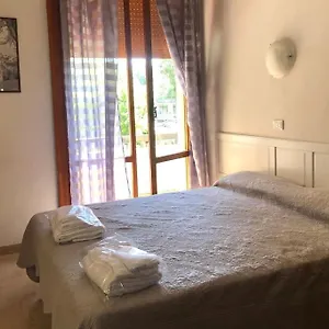 https://sansovino-bed-and-car.it-tuscanyhotel.com