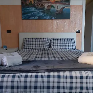Appartement Palazzo Ponte Pietra, Vérone