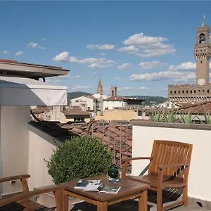 https://gallery-hotel-art.it-tuscanyhotel.com